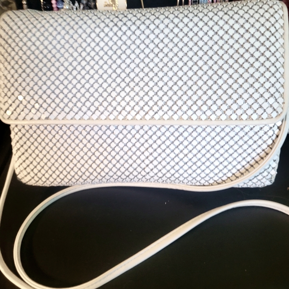 Whiting & Davis Vintage Elegant White Metalic Woven Crossbody/Clutch Evening Bag